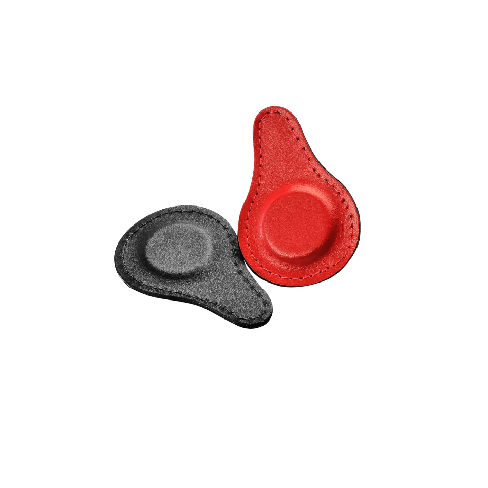 Imán de Neodimio forrado en cuero. Medidas: 35x6 mm. Potencia: 4610 Gauss aprox.